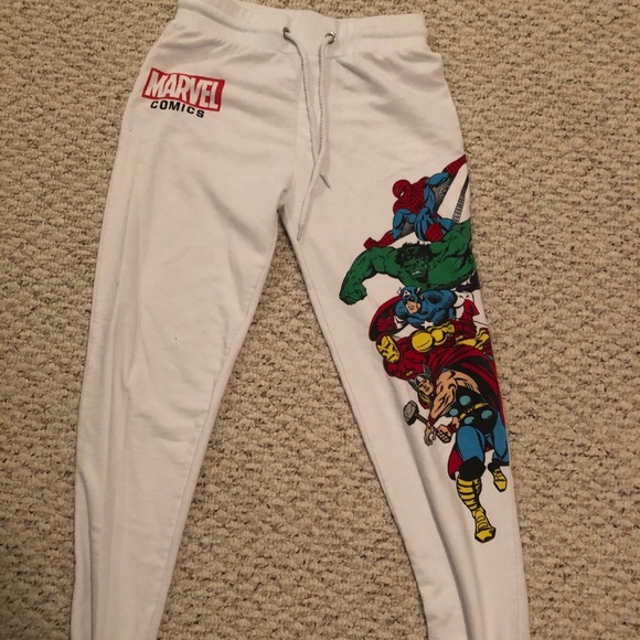 Marvel Other - Marvel Comics Avengers White Sweatpants size small